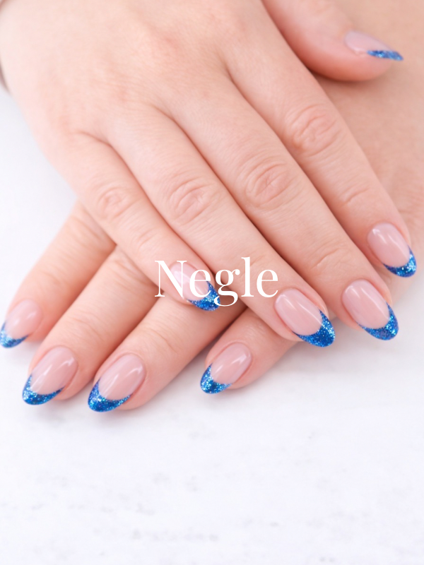 Negle behandlinger Glamlok Hair & Beauty